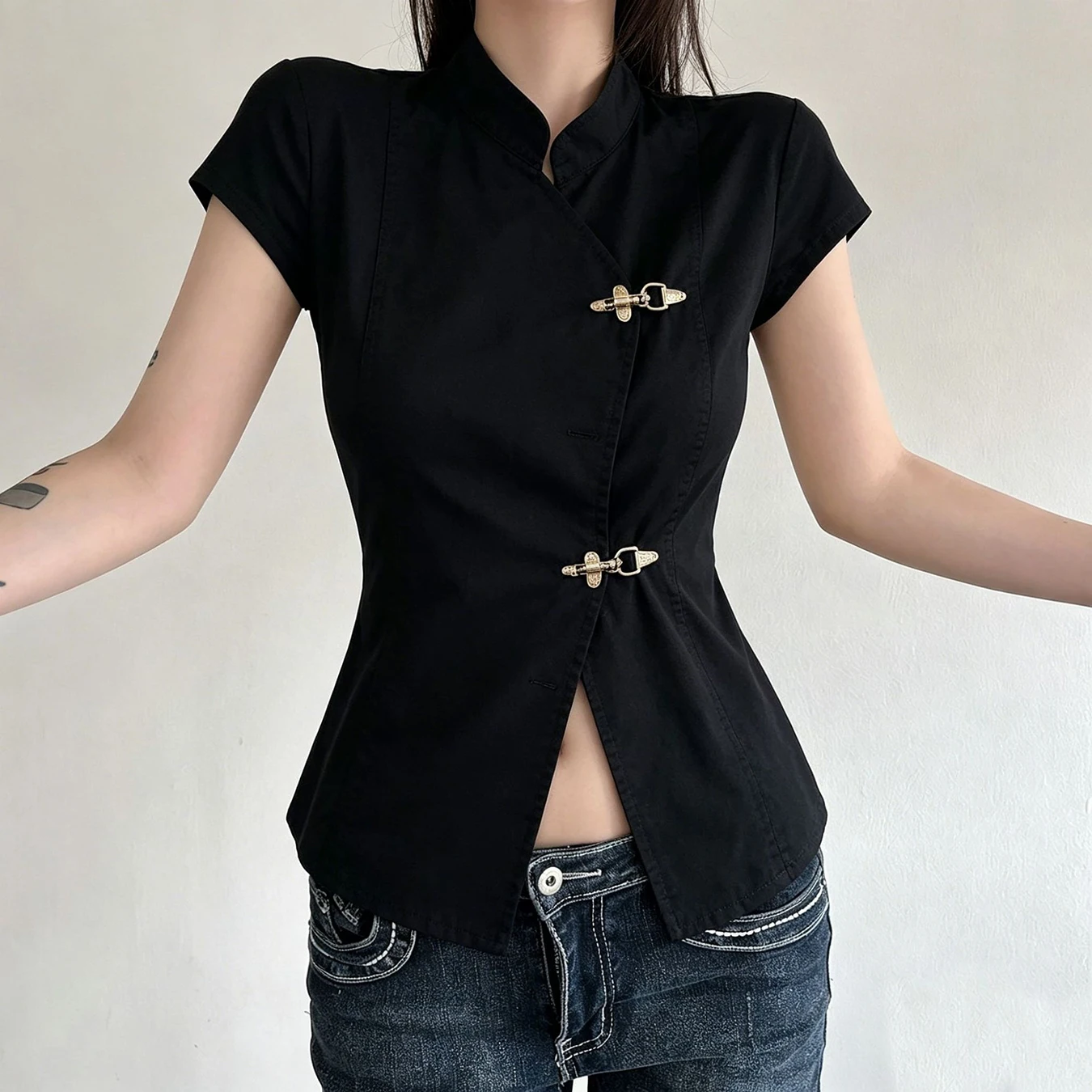 2026 New Stand Collar Metal Buckle Bow Decor Short Sleeved Slimming T-shirt Top for Spring and Summer Y2K Streetwear