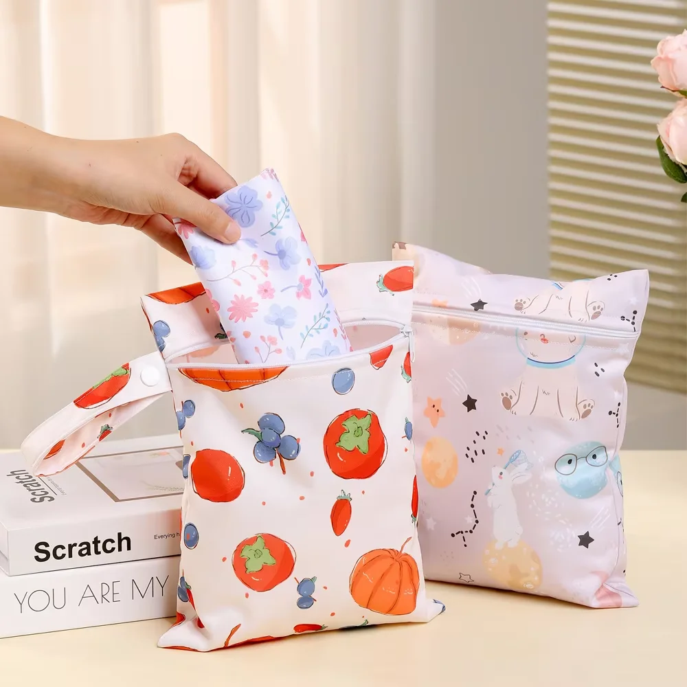 

Многоразовый водонепроницаемый влажный и сухой мешок для детских тканевых подгузников — многофункциональная сумка для ухода за ребенком, легко чистится для ежедневного использования мамы и путешествий