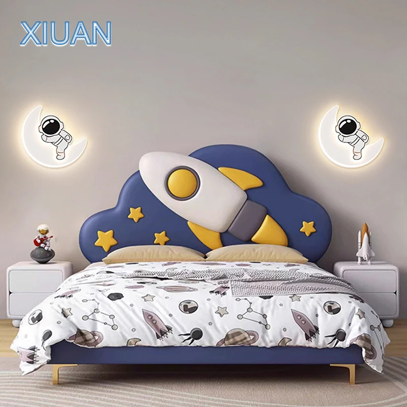 Creative Panda Wall Lamps Iron Wall Sconces Astronaut Bedroom Bedside Wall Light for Kids Baby Boy Children\'s Room Lighting