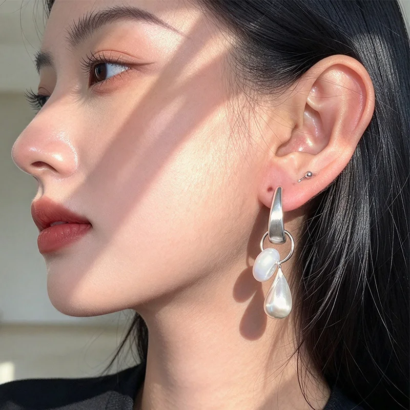 Brushed Finish Drop Ear Accessories, Jewelry Accessories for Women Men, Copper Alloy Material, Connected Ring Design Earring for
