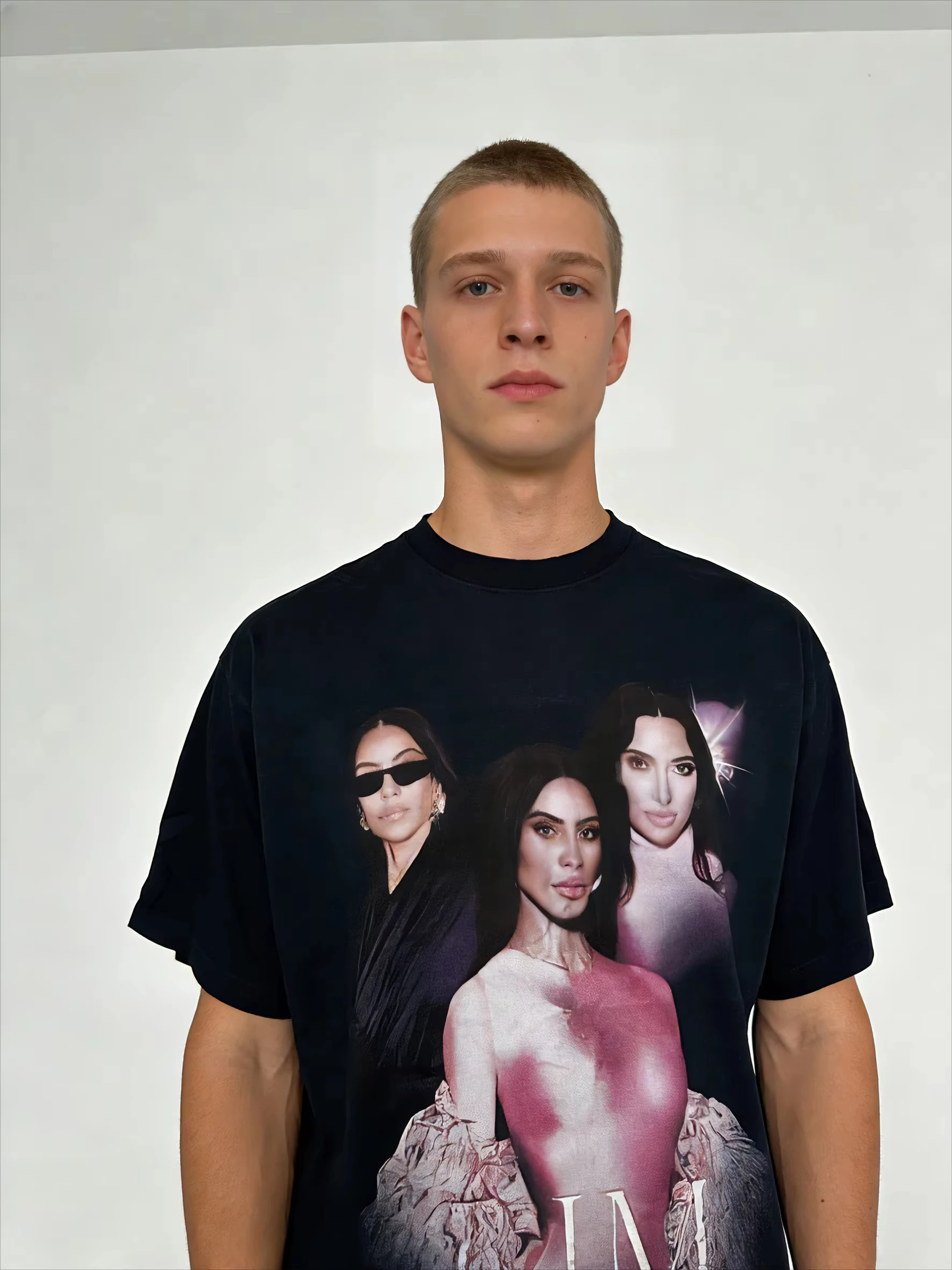 2026 Spring/Summer 25FW Kim Kardashian Portrait Photo Distressed High-Quality Fashion Casual Comfortable Short Sleeve Vinta
