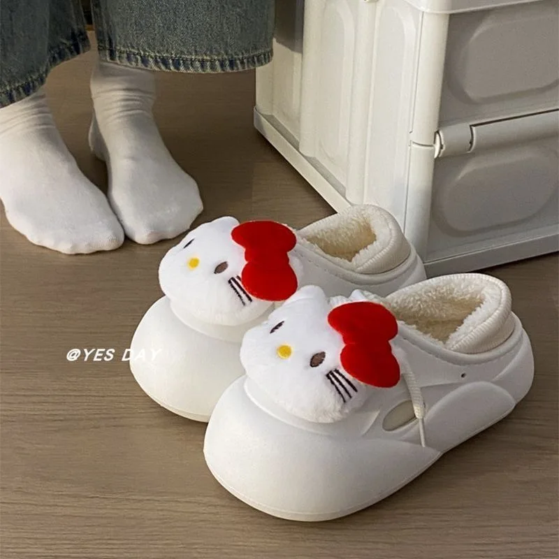 

Girl Heart Cartoon Hello Kitty Velvet Cave Shoes for Women's Outdoor Wear 2024 Winter New Thick Bottom Cotton Slippers