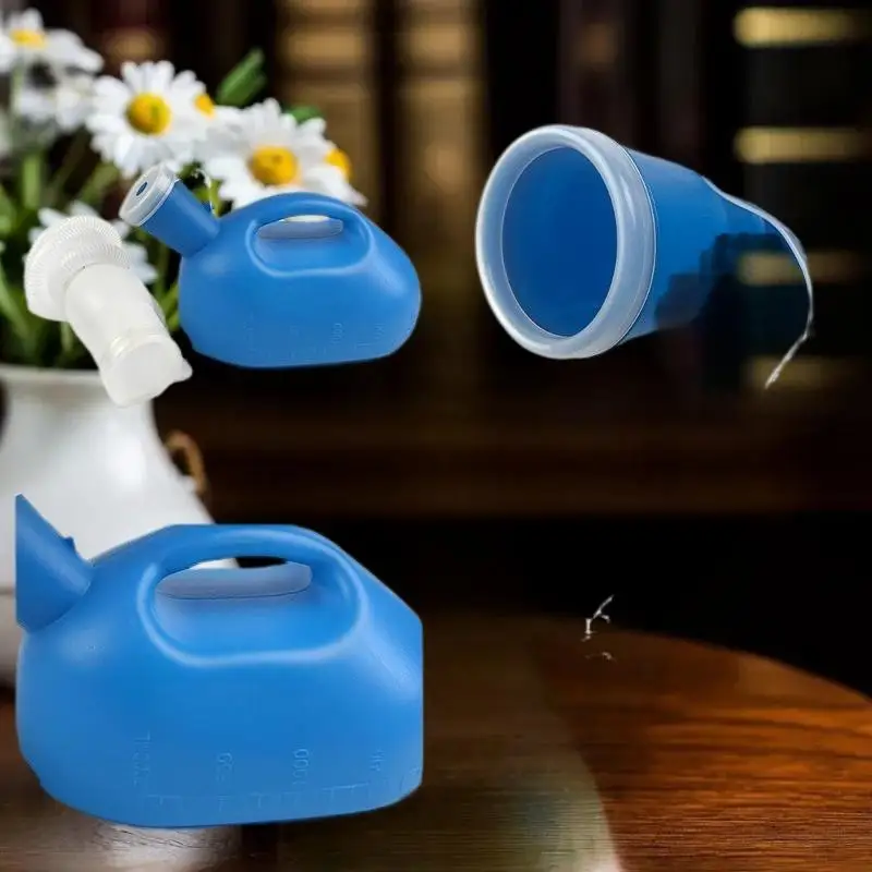 1 Piece Portable Urinal Pee Bottle 2000ML For Men And Women Spill Proof Unisex Potty For Home Camping Car Travel Accessories