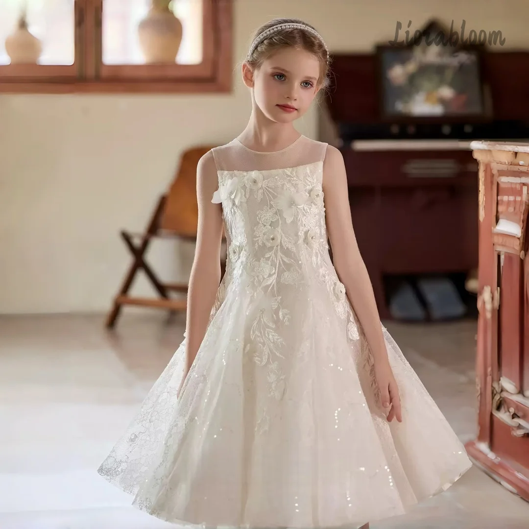 Abito da damigella d'onore in tulle personalizzato per bambina con piccoli fiori, abito da festa nuziale da donna