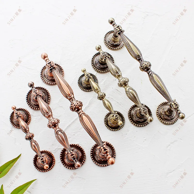 Antique Bronze Cabinet Pull Handle Vintage Wardrobe Kitchen Door Handles Single-Hole Drawer Wine-Cabinet Knobs Furniture Handles