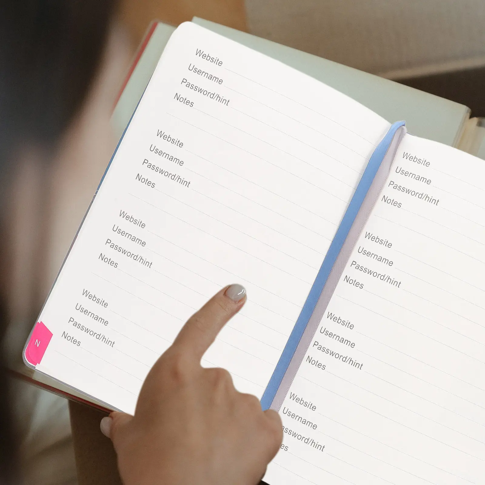 quaderno-per-password-a5-organizer-portatile-per-indirizzi-internet-con-schede-alfabetiche-pratico-blocco-note-per-registrare-password
