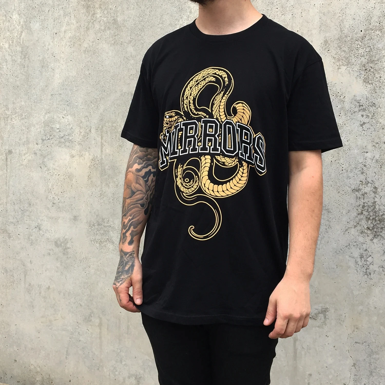 New  British Synthesizer Band Mirrors Graphic Cotton Tshirt Unisex Men Women Short Sleeve Vintage Brand Retro Tees Streetwear