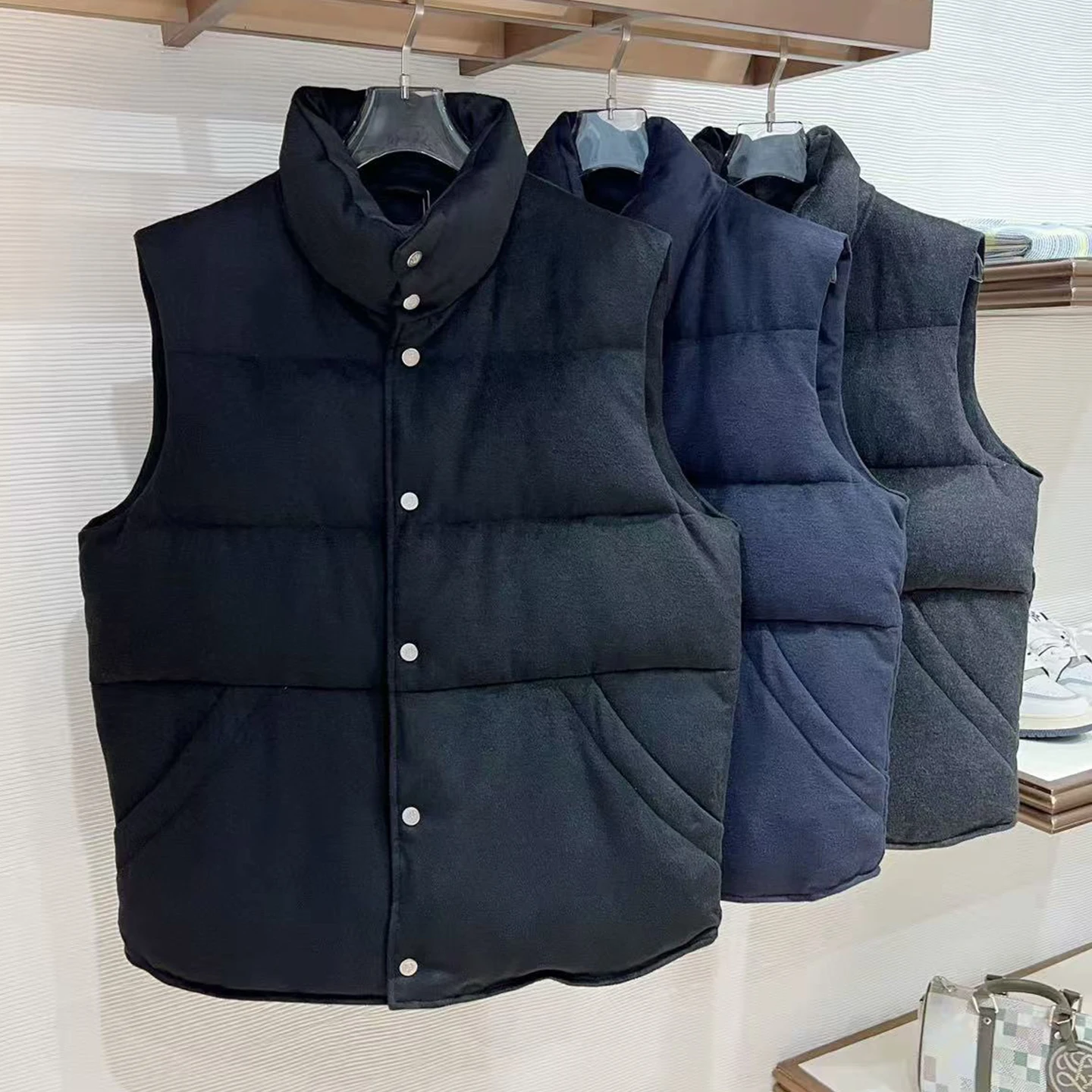 

Italian LP 25aw Casual Stand-up Collar Men's Down Vest