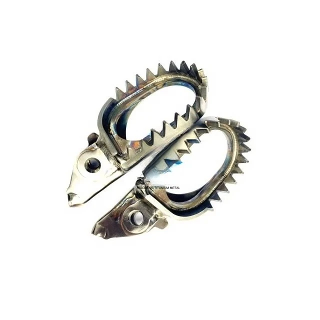 Accessori moto resistenti alla corrosione Chiodi per piedi in titanio Gr5 di grado aerospaziale per Surron Ultra Bee