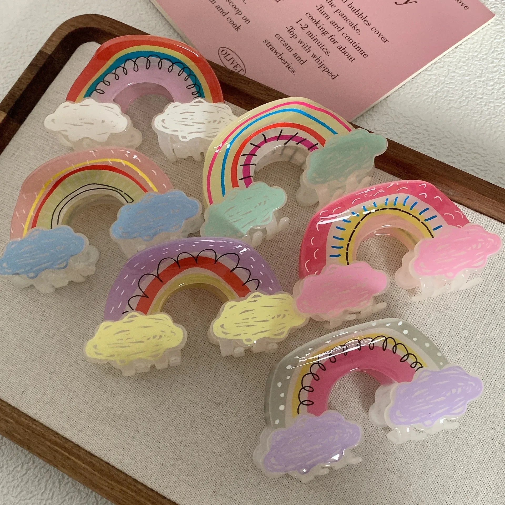 New Rainbow Cloud Graffiti Hair Claw Acrylic Material Sweet and Cute Coiled Hair Tie Shark Clip Female Hair Accessories