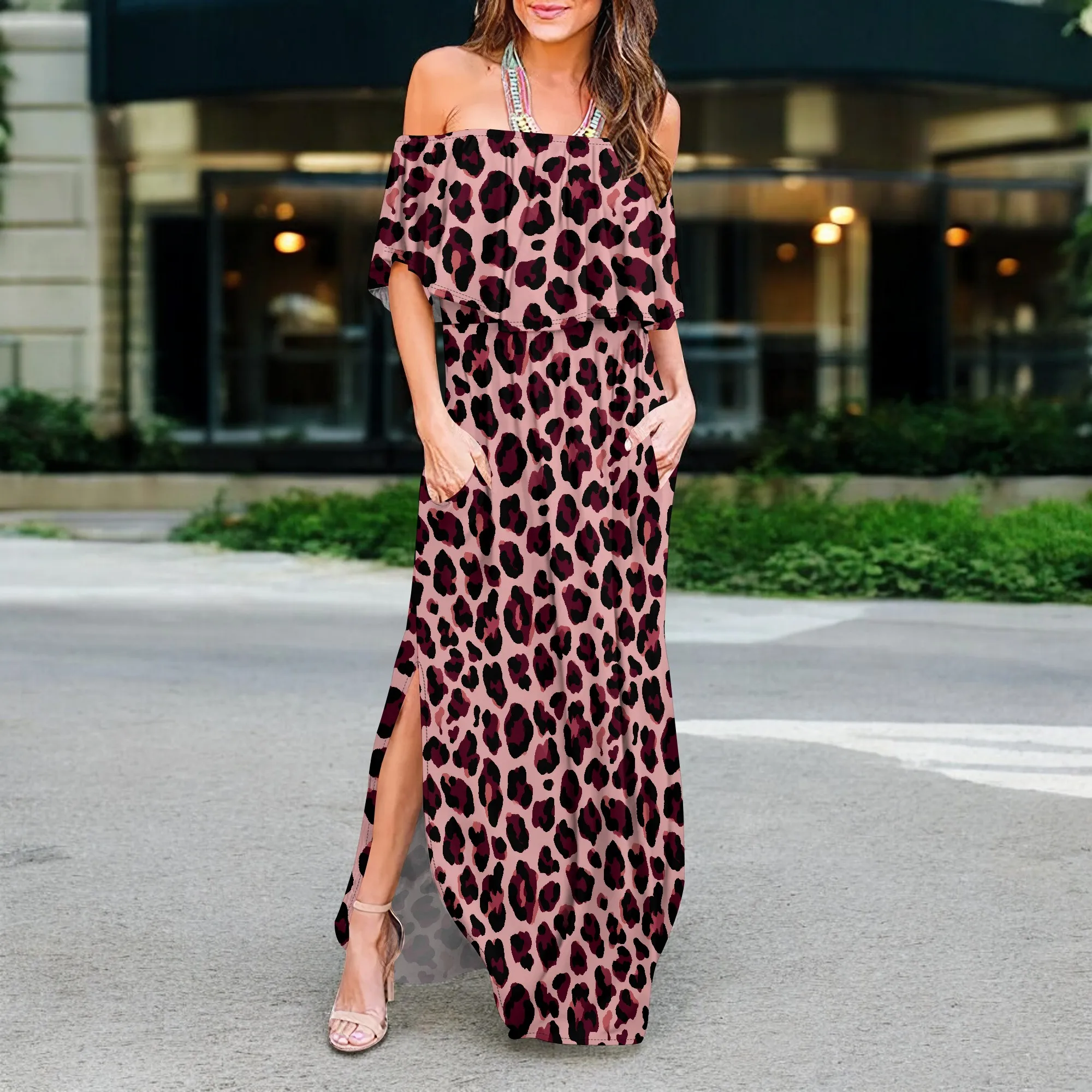 ผู้หญิงปิดไหล่ Ruffle Party Dresses ด้านข้างแยก Beach Maxi Dress