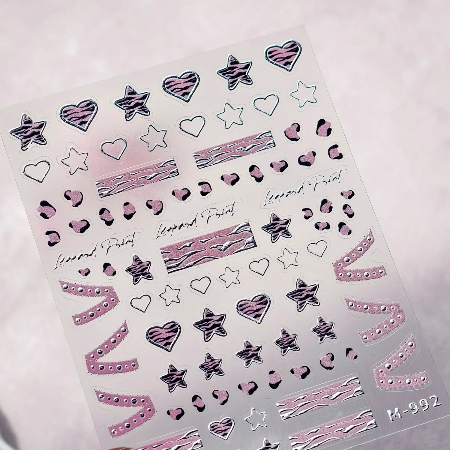 สติกเกอร์ติดเล็บลายพังก์สีชมพู - Nail Art Leopard บทวิจารณ์และราคา