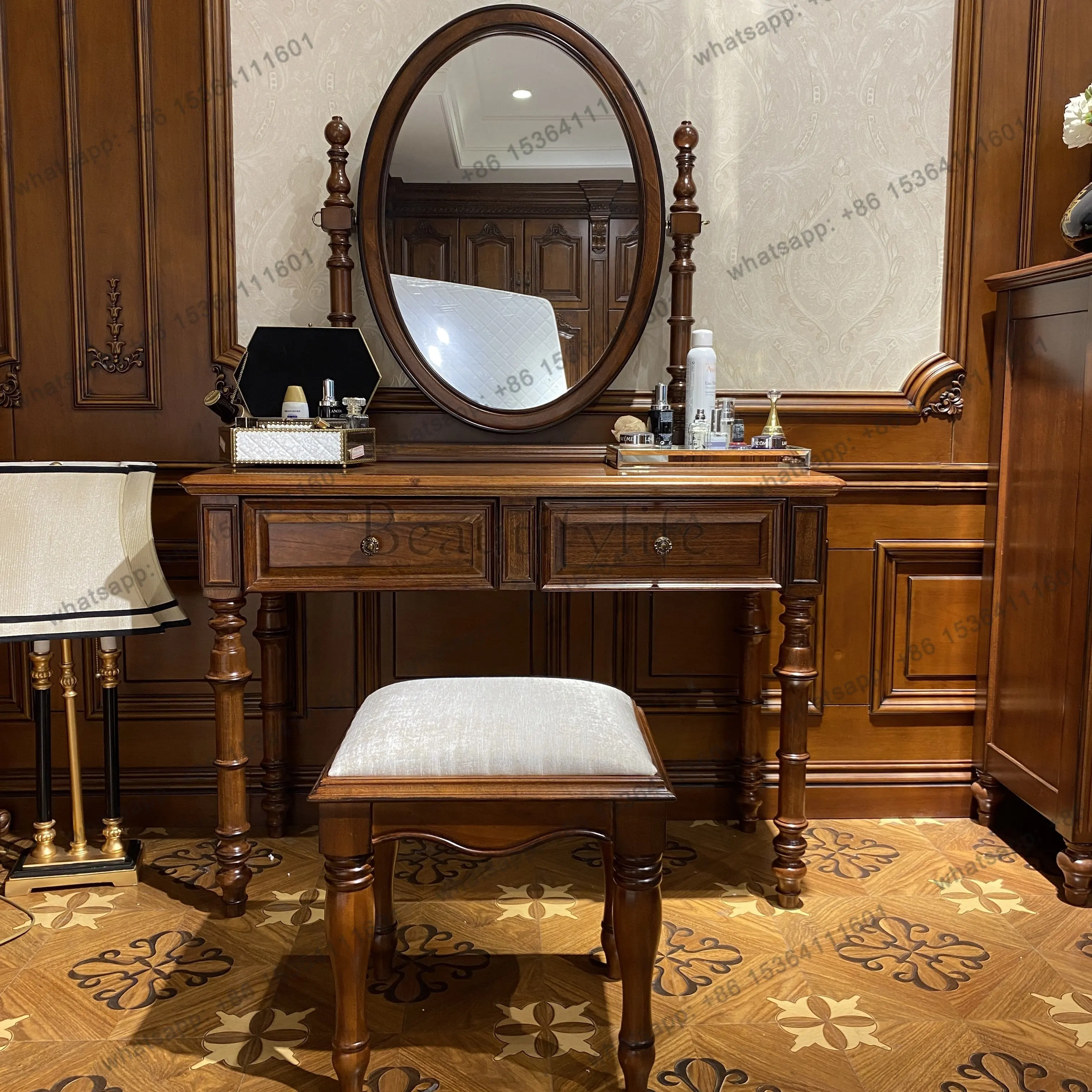 

Американский комод из массива дерева с зеркалом и табуретом для макияжа, длина 1080 * ширина 450 * высота 1550 мм