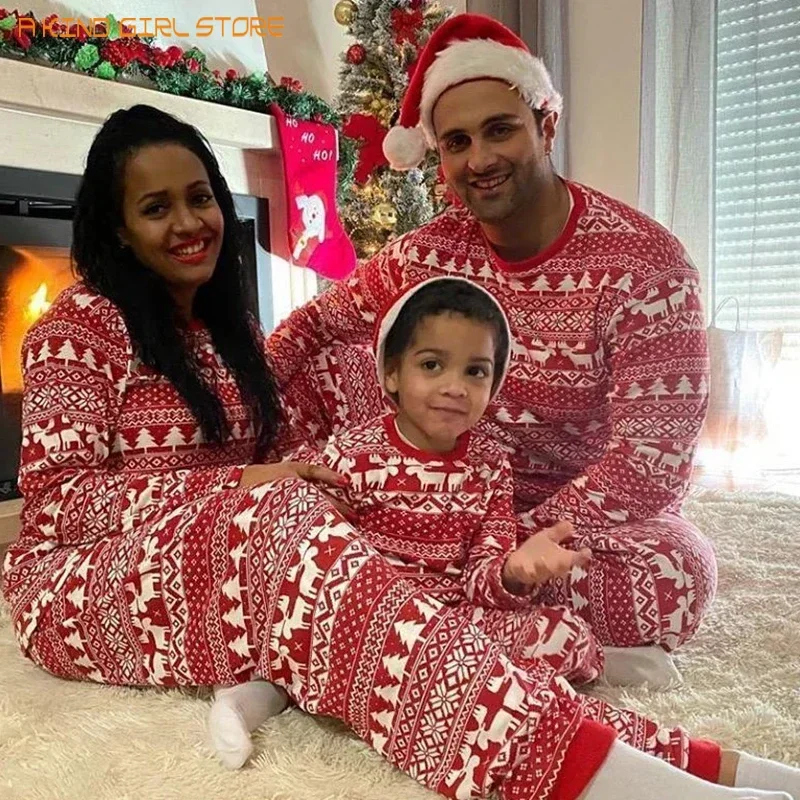 New 2024 Mother Father Kids Christmas Matching Pajamas Set Elk Print Cute Soft 2 Pieces Home Suit Baby Romper Xmas Family Look