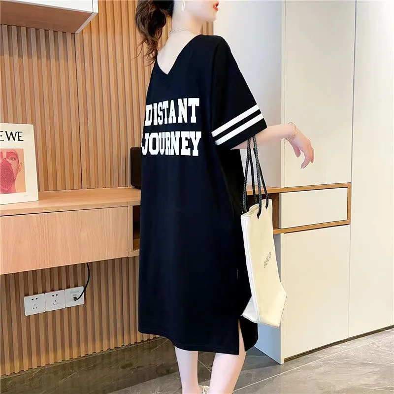 T-shirt Wanita Ukuran Besar T-shirt Longgar Korea T-shirt Lengan Pendek Panjang Menengah Leher-v Tipis Rok Fashion Wanita Trendi Atasan Musim Panas