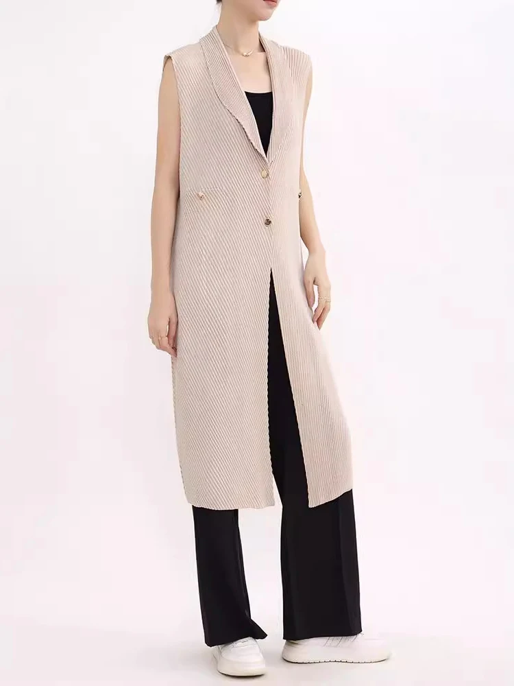 LANMREM Pleated Casual Long Vest For Women Lapel Sleeveless Single Breasted Solid Color High Stretch Coat 2024 Autumn New 2Z2822