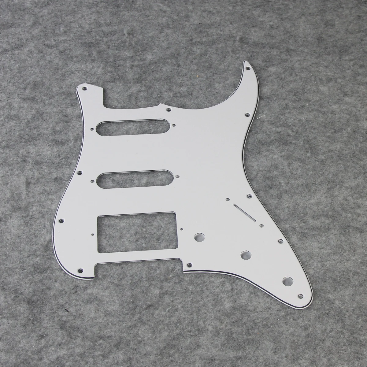 FLEOR 11-Loch HSS Gitarren-Schlagbrett, 3-lagig, PVC + Schrauben für American ST SSH E-Gitarre, Teile, Schlagplatte, Ersatzteile – Detail 5