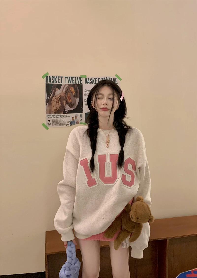 

Женский свободный повседневный свитшот с круглым вырезом и вышивкой в американском стиле, утепленный, с длинными рукавами, для зимы