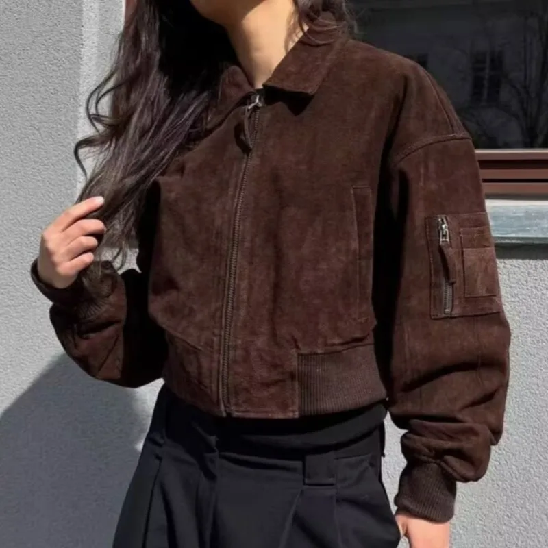 

Осень 2024, женская короткая куртка из замши, бейсбольное пальто с акцентом на молнии, стильная повседневная верхняя одежда, мягкий удобный дизайн, повседневная одежда