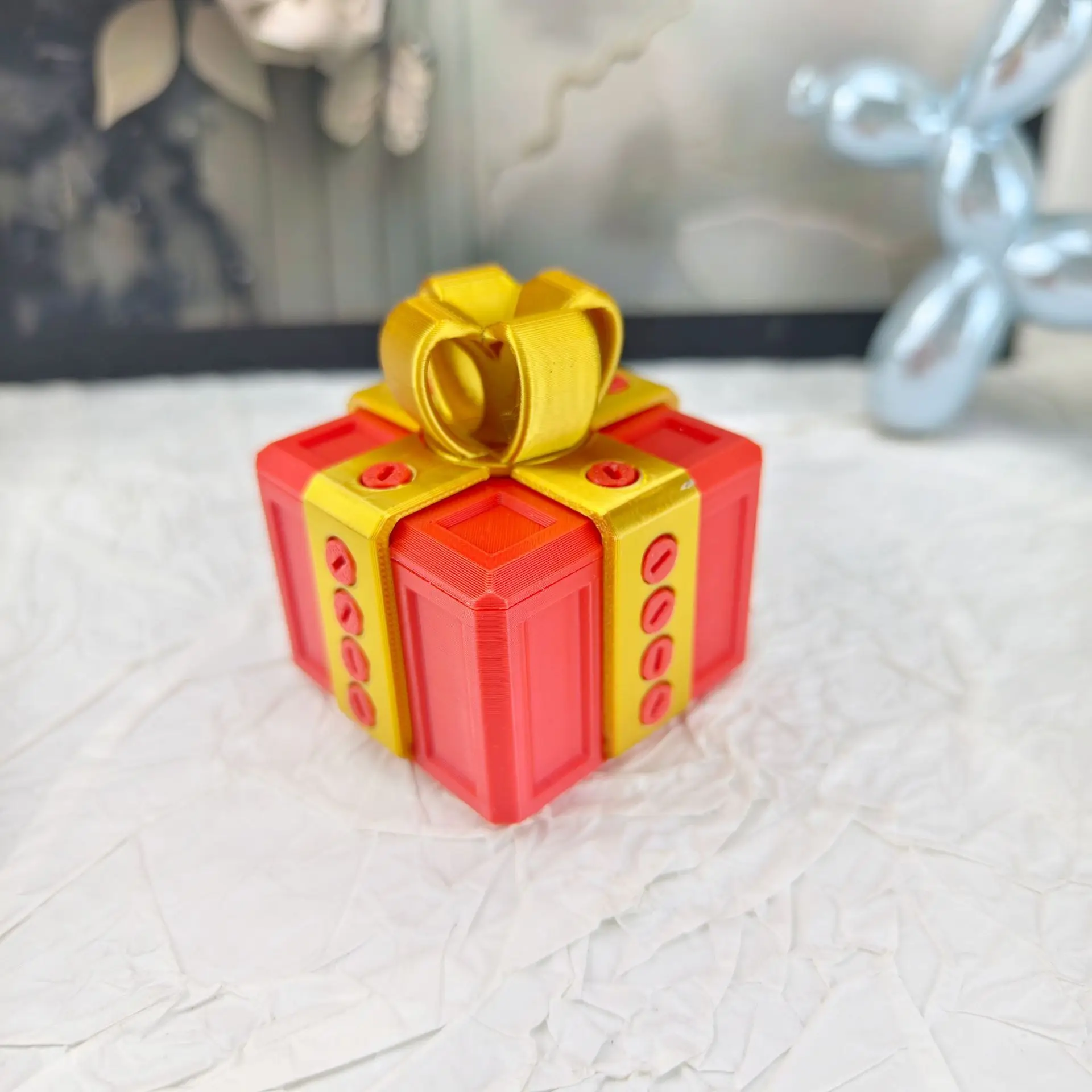 

Annoying Gift Box – 3D Printed Prank Box for Christmas & Festive Gifting