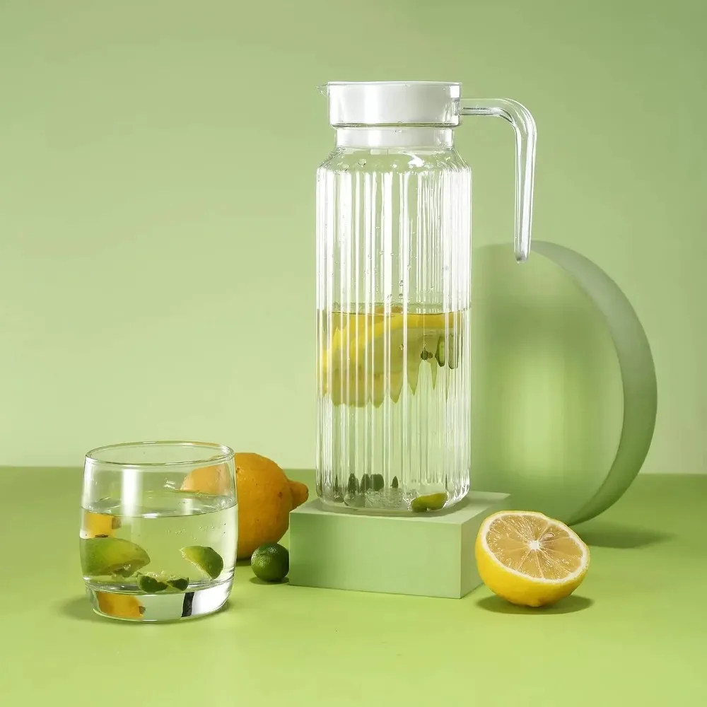 Clear Striped PCAcrylic Water Pitcher Shatter Resistant Heat Resistant Juice Carafe with Lid Handle Cold Drink Lemonade Tea Pot