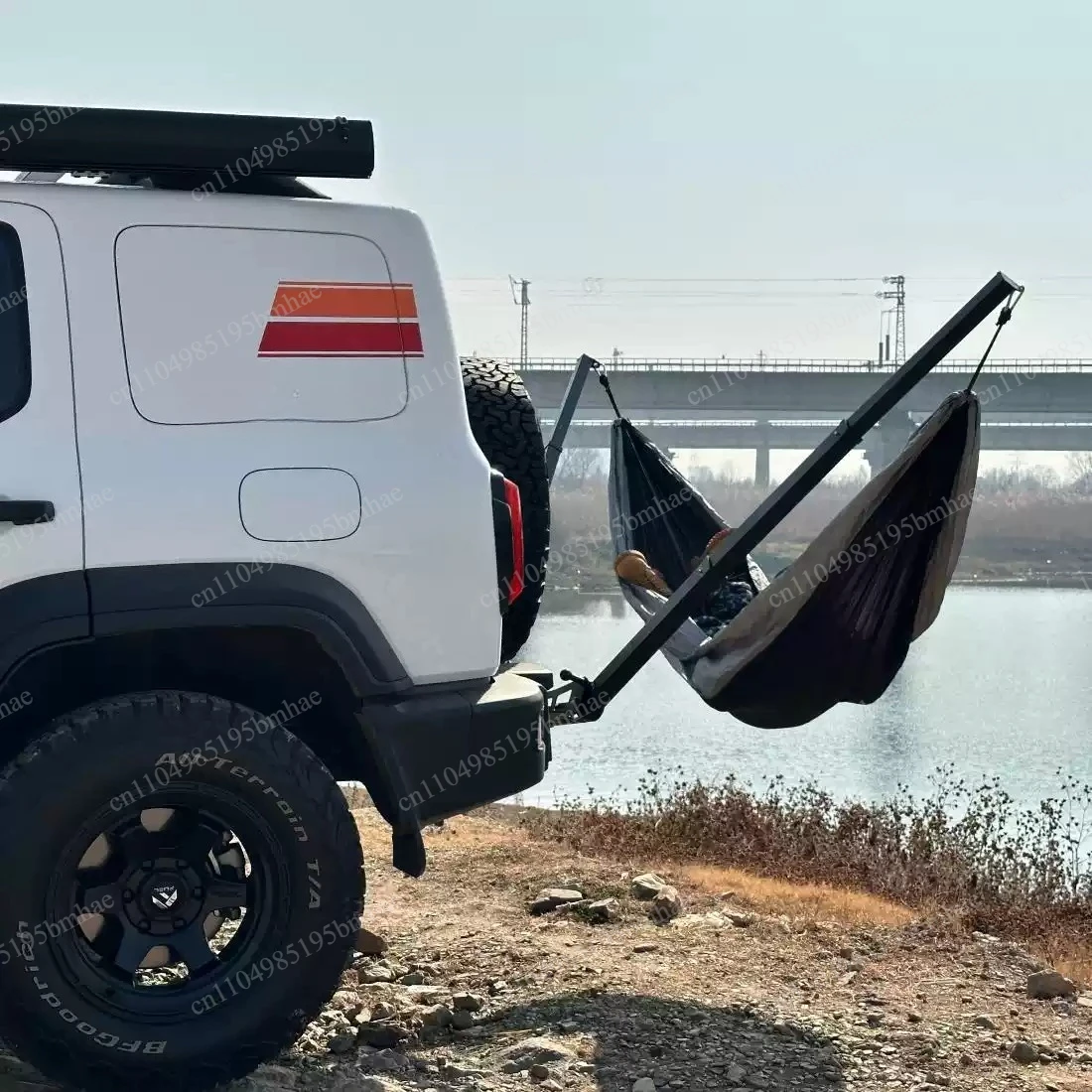 Outdoor Rear Swing Extension Trailer Bar Square Mouth Hammock for Camping Self-Driving Off-road Vehicle Hook
