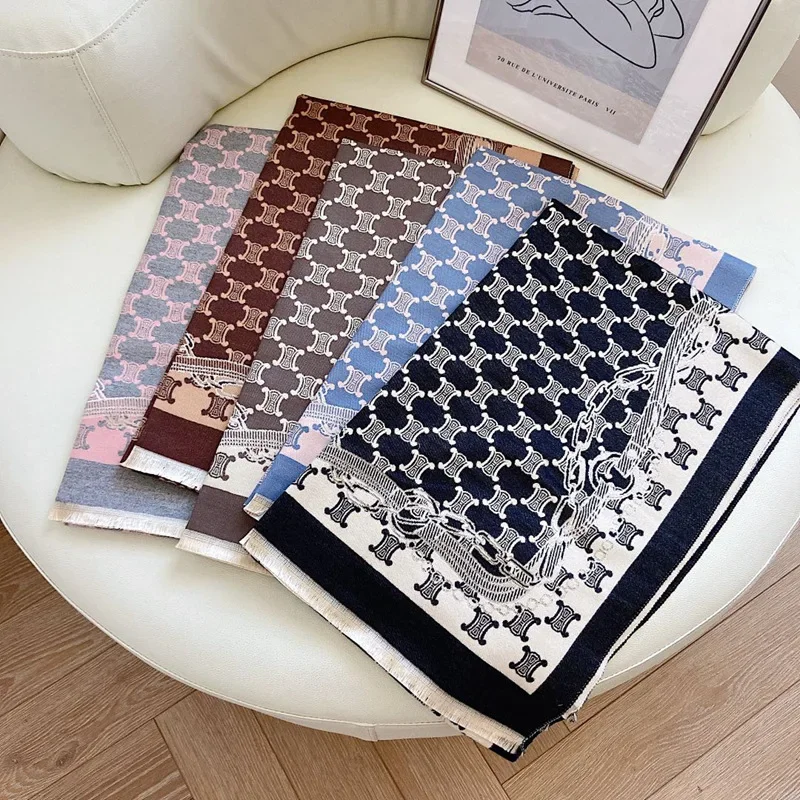 العصرية سلسلة مرتبطة مزدوجة الوجهين فو الكشمير الخريف الشتاء نمط جديد المرأة شال ملابس خارجية دافئة المخملية الملمس