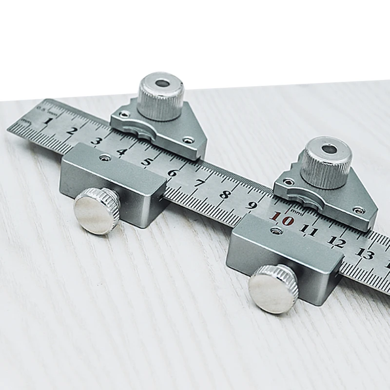

Multifunctional Marking Scriber 45 ° 90 ° Angle Ruler Carpenter Mark Line Gauge Handle Drilling Locator Auxiliary Tool