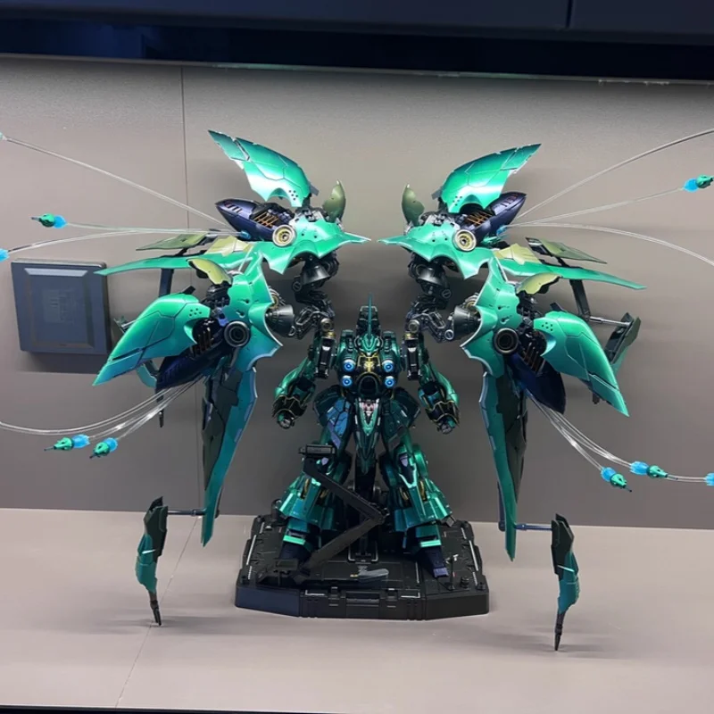 

AXIS MODEL WORKS Kshatriya Assembly Model Kit Osiris Aerial Dominator Luminous Lamp Plastic Action Figures Collectible Toys