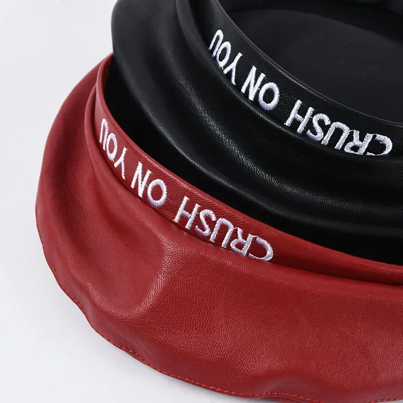 Baskenmütze Damen Frühling und Herbst neue bestickte Buchstaben Pu Leder flache Zylinder japanische und koreanische Street Fashion Spitze Hut – Detail 6