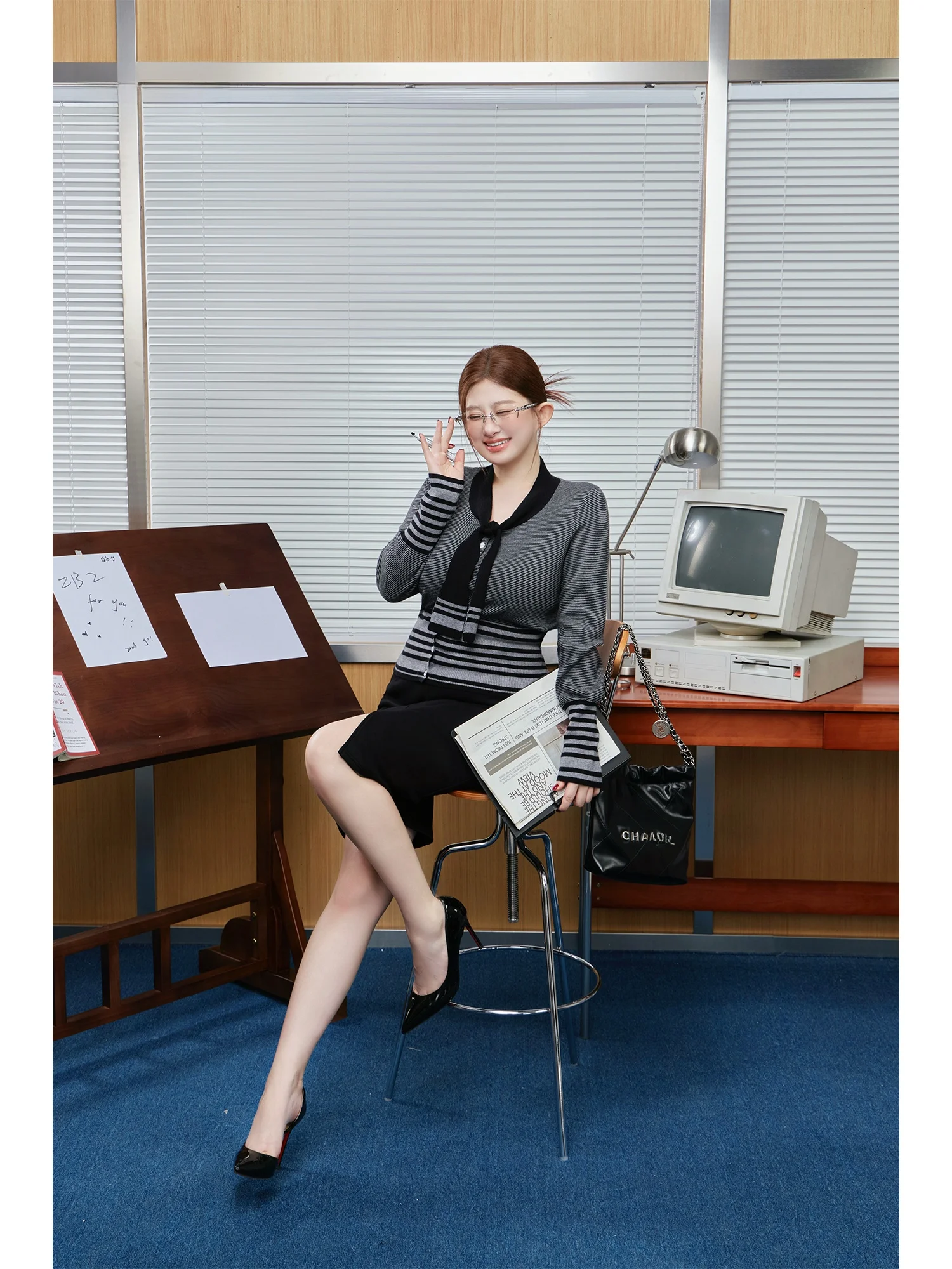 

Zhou Bai Zi Striped Knit irt High nce Sensation Netie "Mina" Pure Desirable Spicy Girl Knitted Top Women's Faion