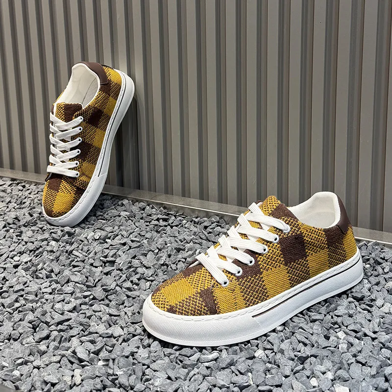 Mens casual shoes New style Best selling Thick sole Breathable Mesh fabric Shock absorption Anti slip Wear resistant Stable grip