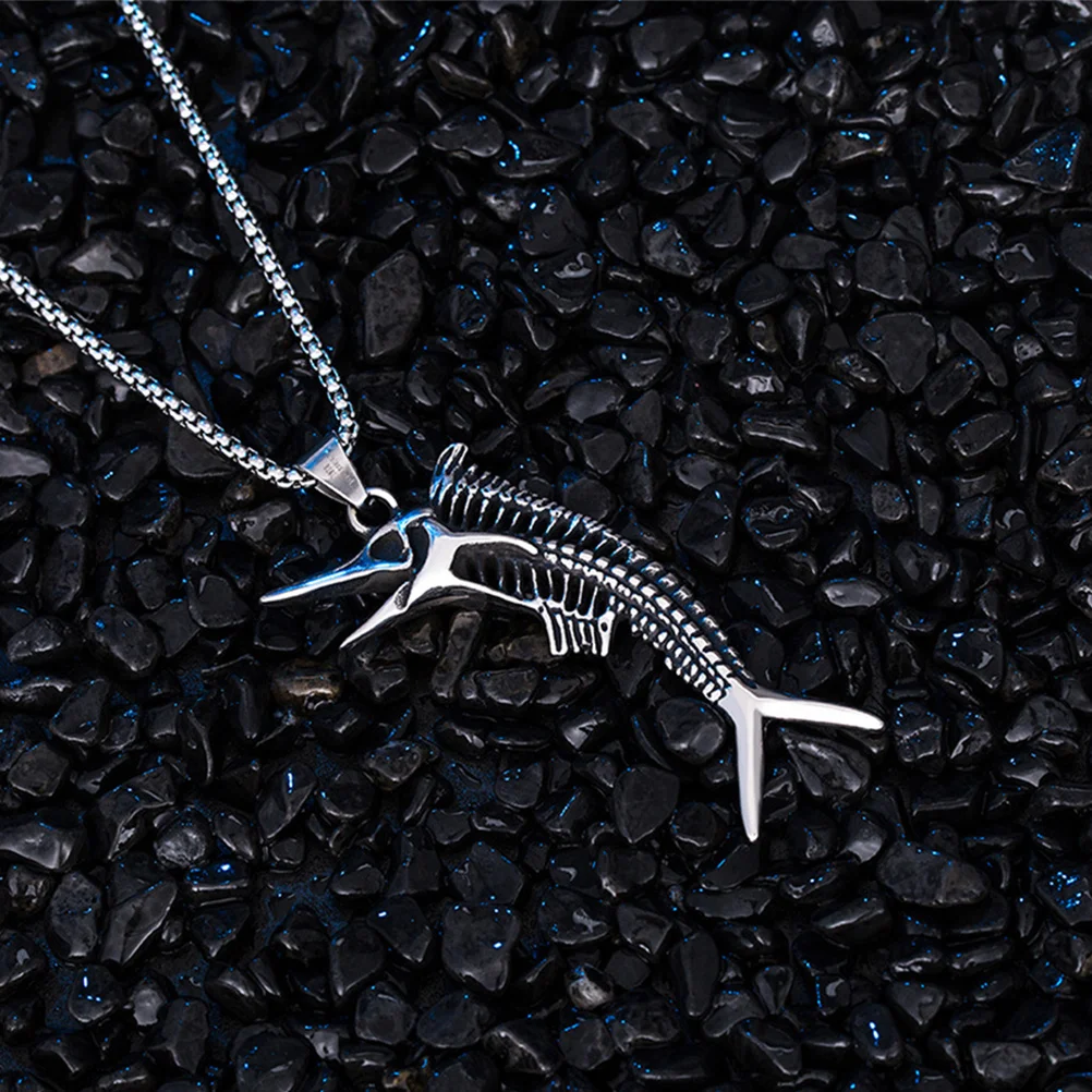 

Fishbone Necklace Women's Fashionable Pendant Chain Sweater Necklace Delicate Clavicle Jewelry Elegant Minimalist Design