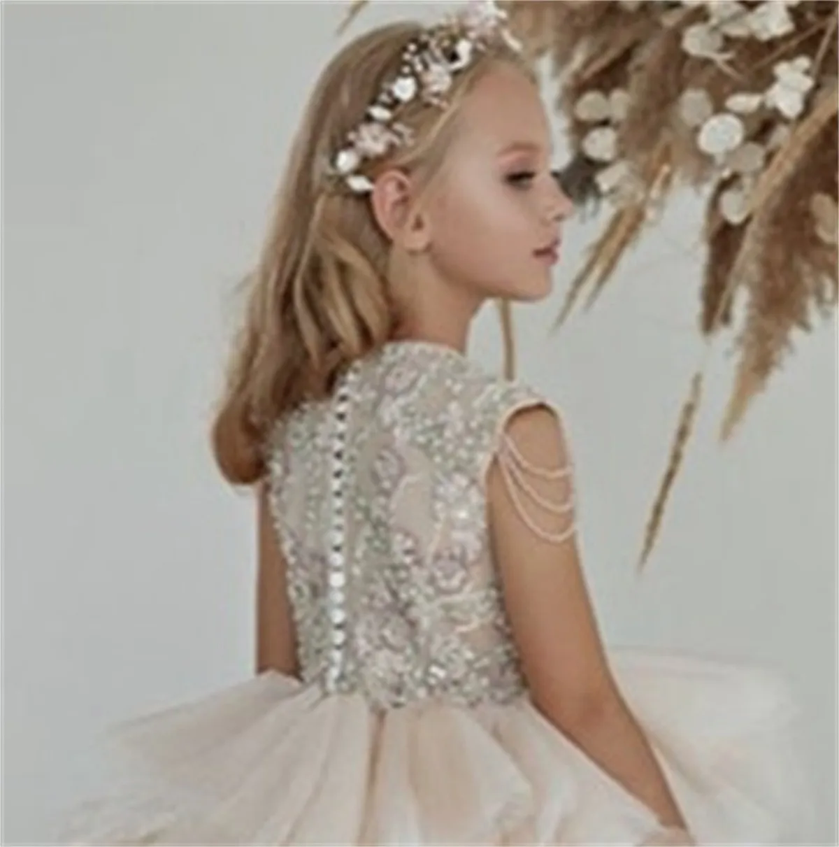 Flower Girl Dress Champagne Ball Gown Puffy For Wedding Tulle Appliques Beading Party Pageant First Communion Gown Gift