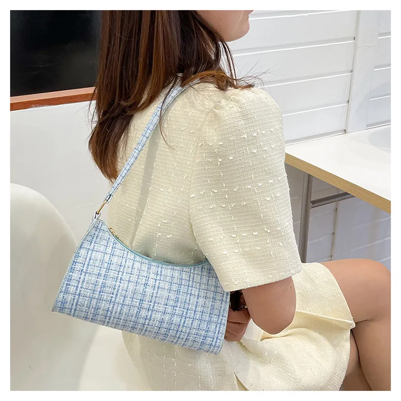Damen-Unterarmtasche mit minimalistischem Gittermuster, modische High-End-Design-Umhängetasche, lässige, vielseitige Geldbörse für den Pendelverkehr – Detail 19