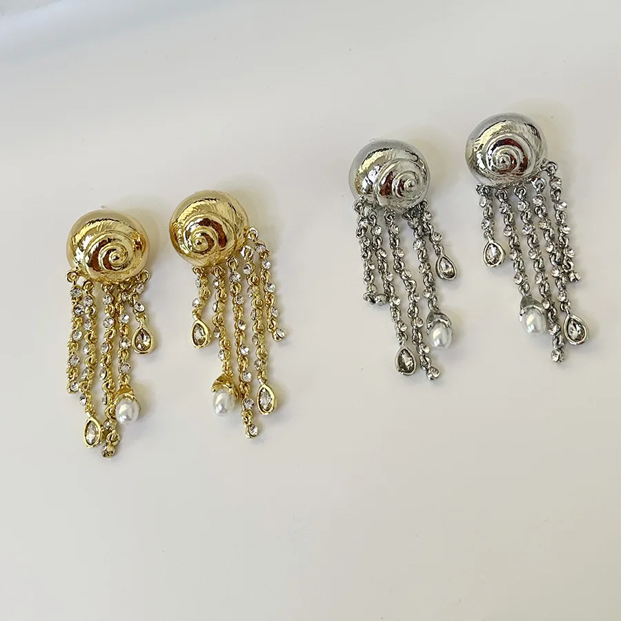 Niche design metal conch rhinestones pearl tassel earrings delicate light luxury women\'s banquet jewelry