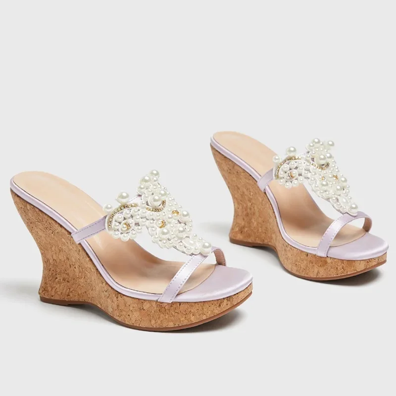 

Platform Crystal Pearl Strange Style Slippers Sexy Round Toe One Word Belt Slip On New Arrivasl Fashion Women Modern Shoes