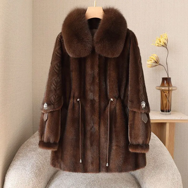 High-Quality Haining Fur Coat Female 2027Winter New Mink Cashmere Jacket Middle-aged Mom Outwear Fur Integration Overwear Ladies