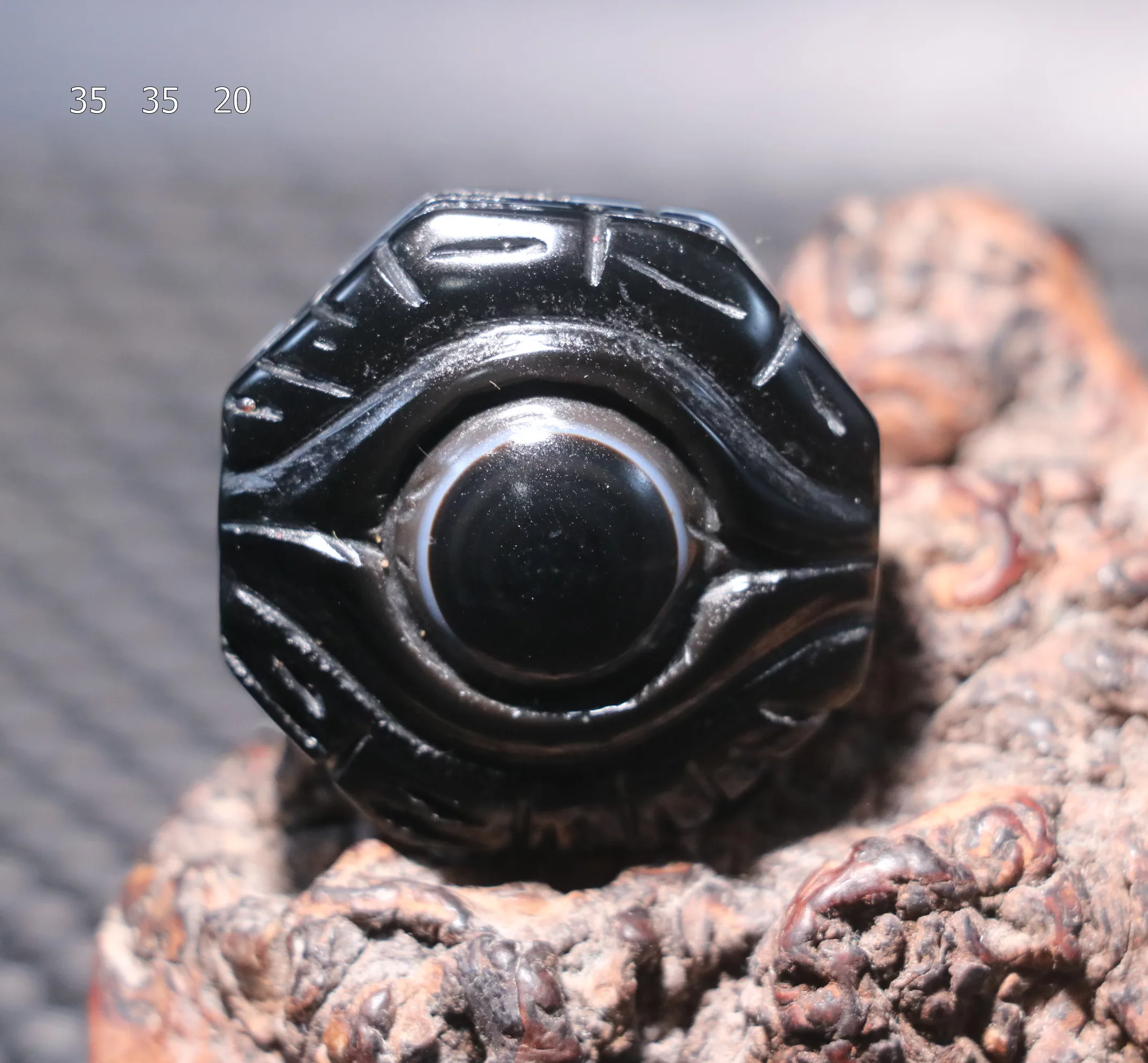 

H08a Magic Power Tibetan Agate Scultural Yin Yang Bagua Goat Eye Heaven Eye dZi Bead Pendant 3A Amulet Talisman Treasure