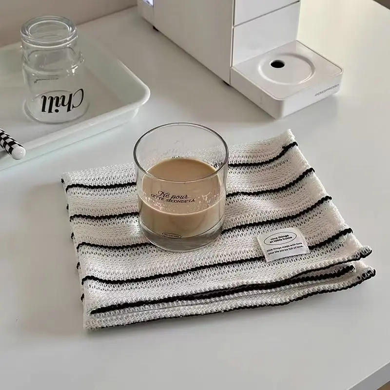 Korean InS Placemats, Black and White Striped Knitted Photo Background Cloth, Cover Cloth, Woven Napkins Picnic Cloth, Kitchen