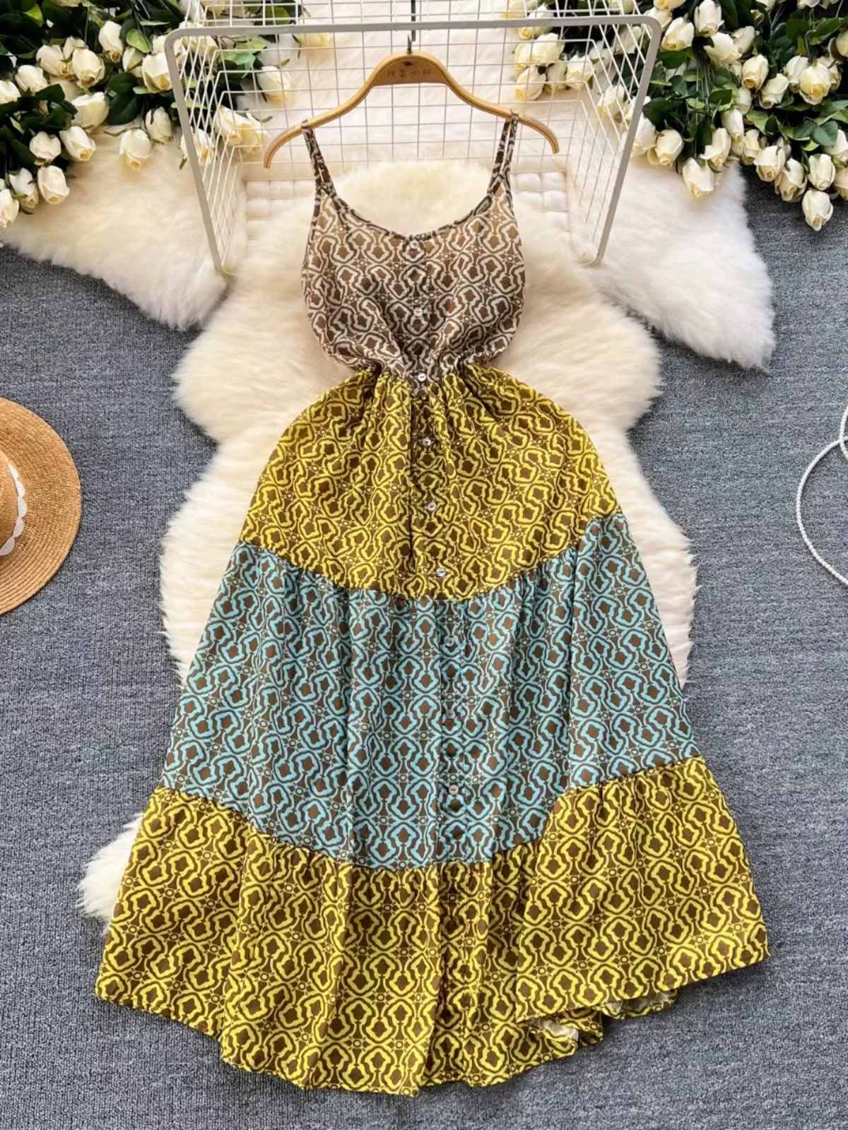 

Summer New Seaside Vacation Dress Women's Bohemian Fashion Backless Color Blocking Print Temperament Spaghetti Strap Dress