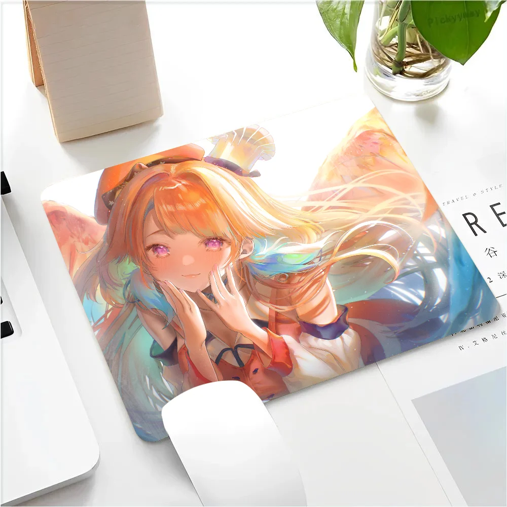 Takanashi Kiara Youtuber Hololive Girl Anime Mousepad Small LockEdge Mouse Pad For Gamers Computer Desk Pad Anti-slip Rubber