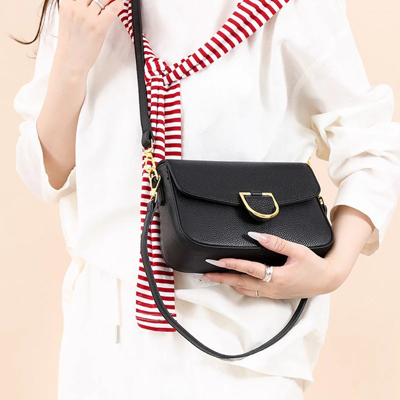 

Leather armpit bag, fashionable commuting, high-end sense, single shoulder crossbody bag, small square bag, women's bag