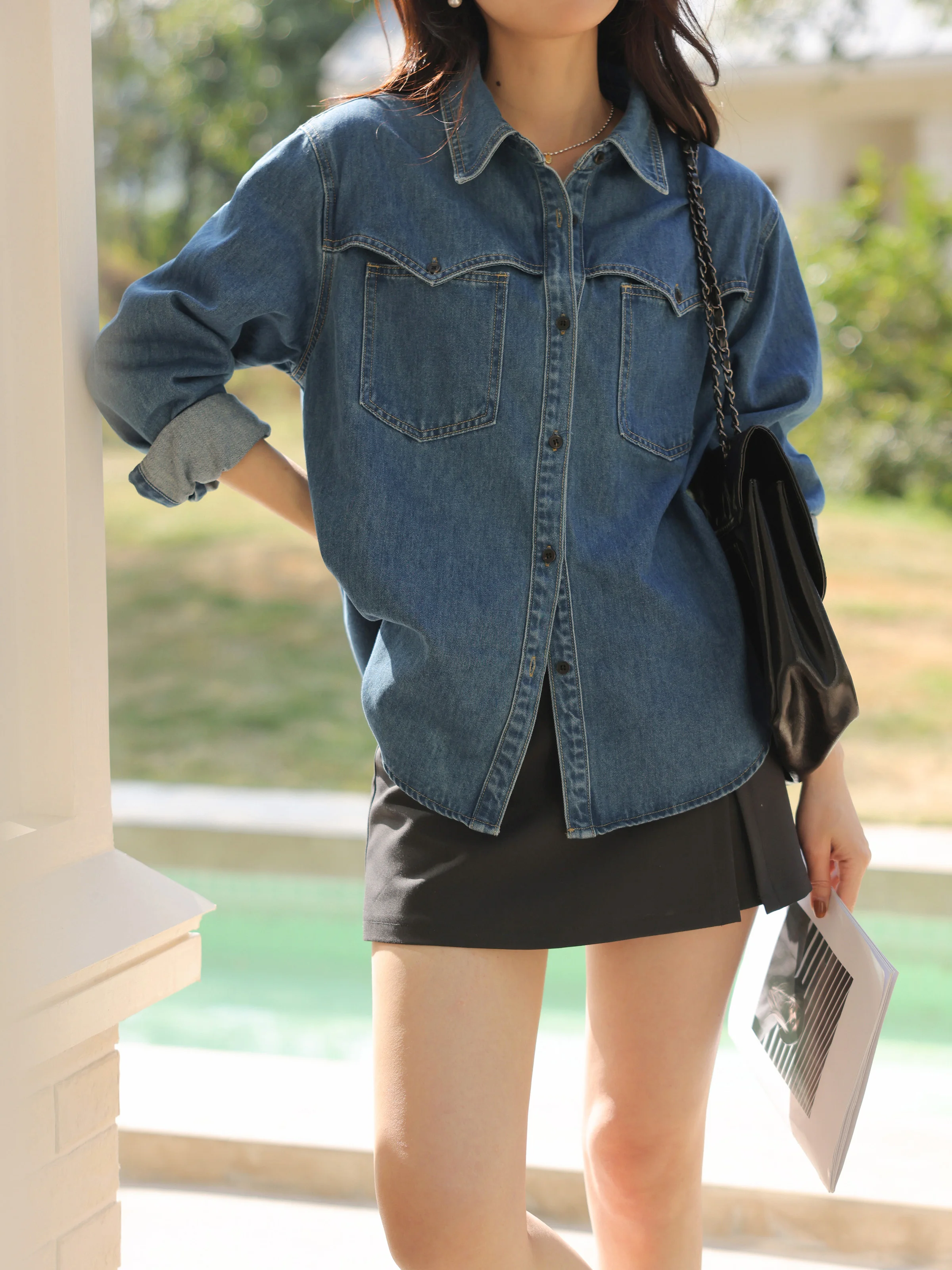 Vintage Denim Shirt Loose Casual Jacket Women Fashion Retro Blouse with Drop Shoulder Design for Spring Layering and Commuting