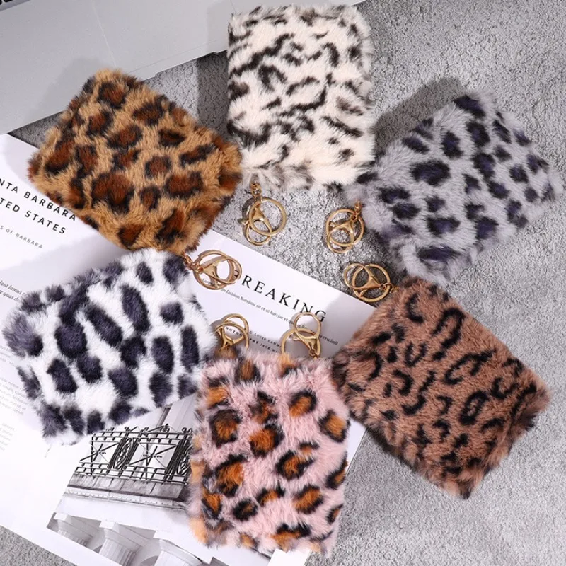 New Retro Leopard Print Plush Short Wallet Purse for Women Large Capacity ID Bank Card Credit Card Holder Coin Bag with Keychain