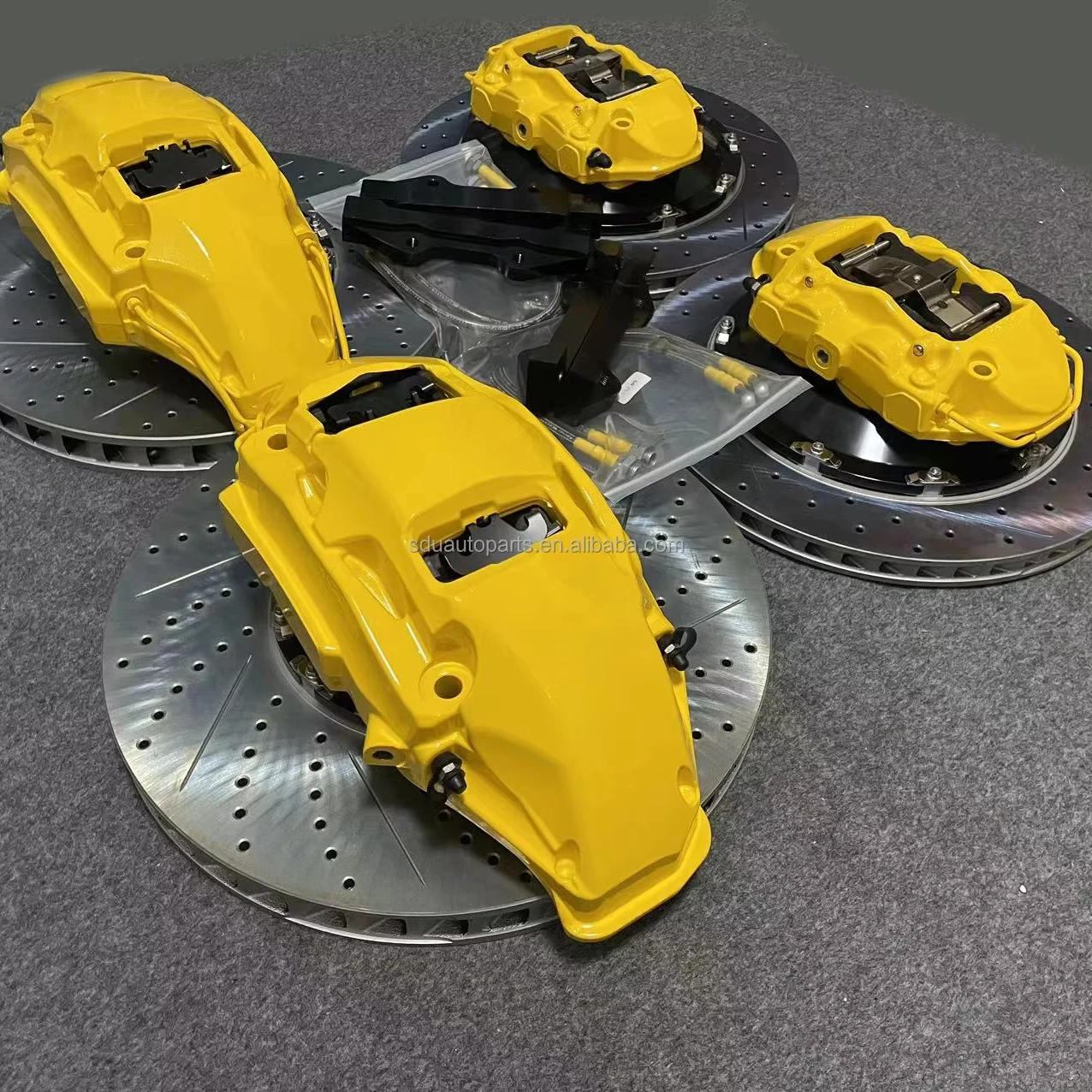 26 Style Factory Wholesale 10 Piston Brake Calipers 412MM 420MM 440MM Disc Front BBK 4