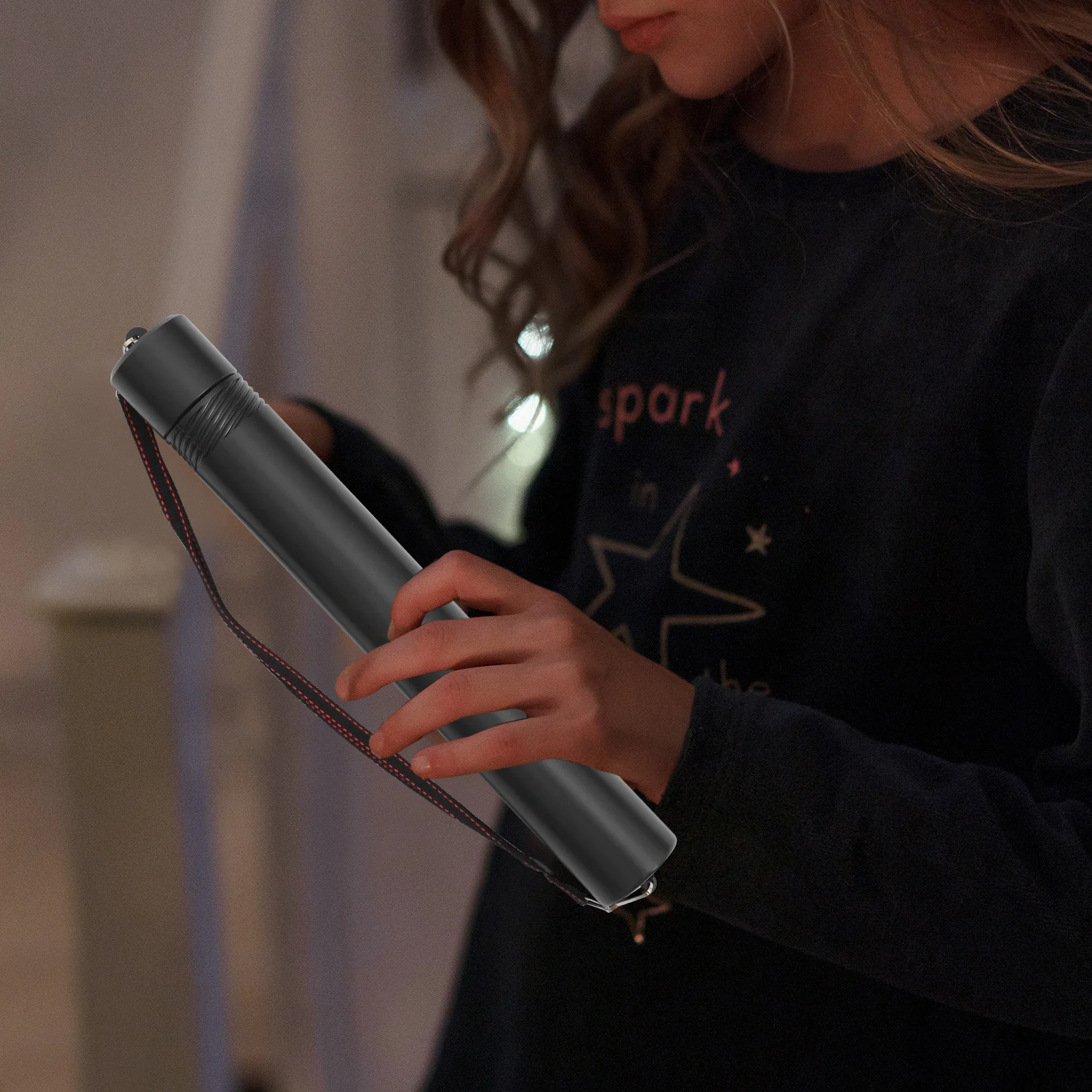 1 قطعة حامل التمرير الدوارة البلاستيك تمتد أنبوب المدمجة المحمولة رسم ورقة ملصق تخزين حزام قابل للتعديل لون عشوائي