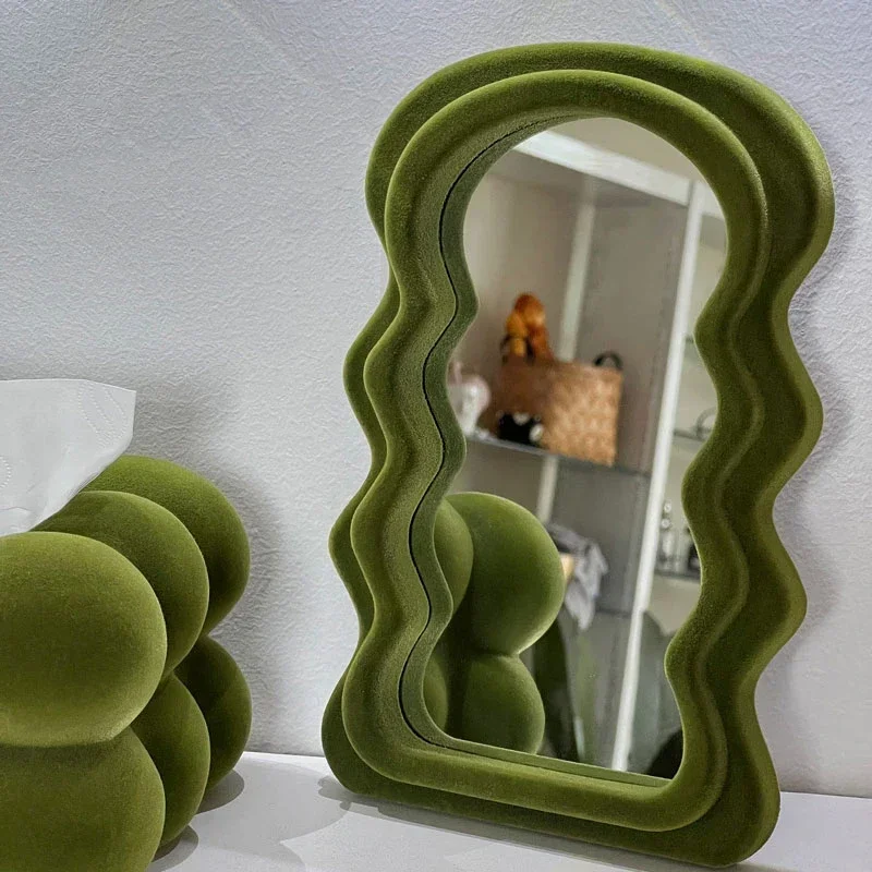 Velvet Green Aesthetic Mirror,Funky Vintage Nordic Makeup Mirror For Girls,Bedroom Household Dekoracyjne Lustra House Decoration