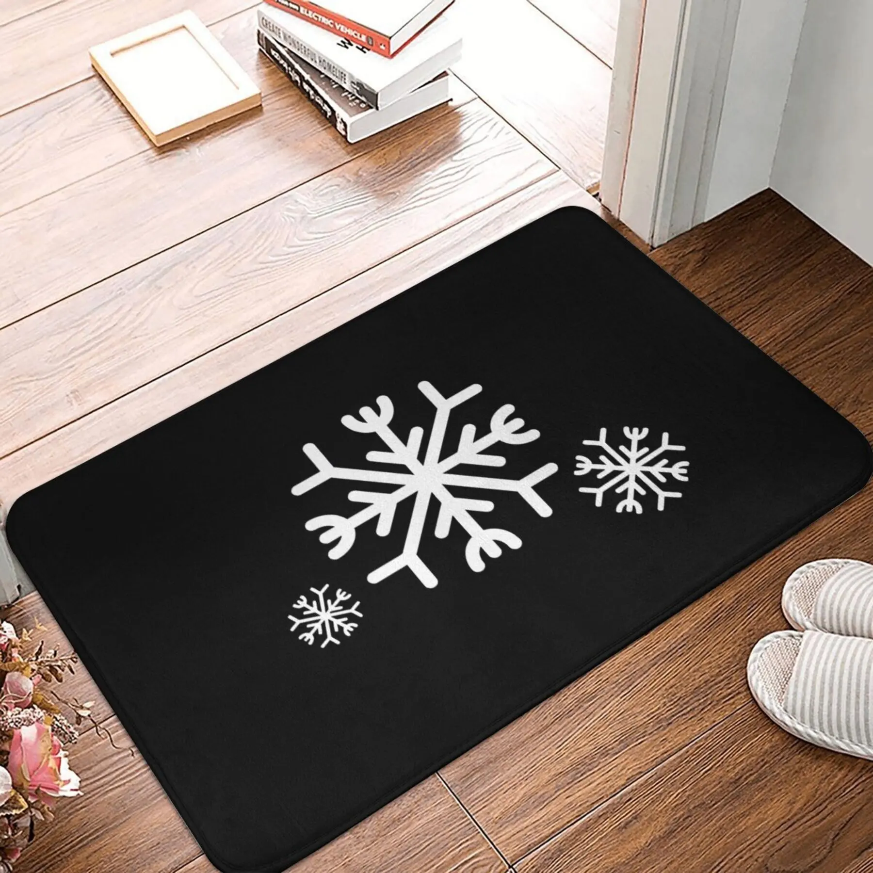 1pc of Flannel Floor Mat, Suitable for Outdoor And Indoor Doorways, Serves As a Souvenir And Holiday Gift, Snowflake Door Mat