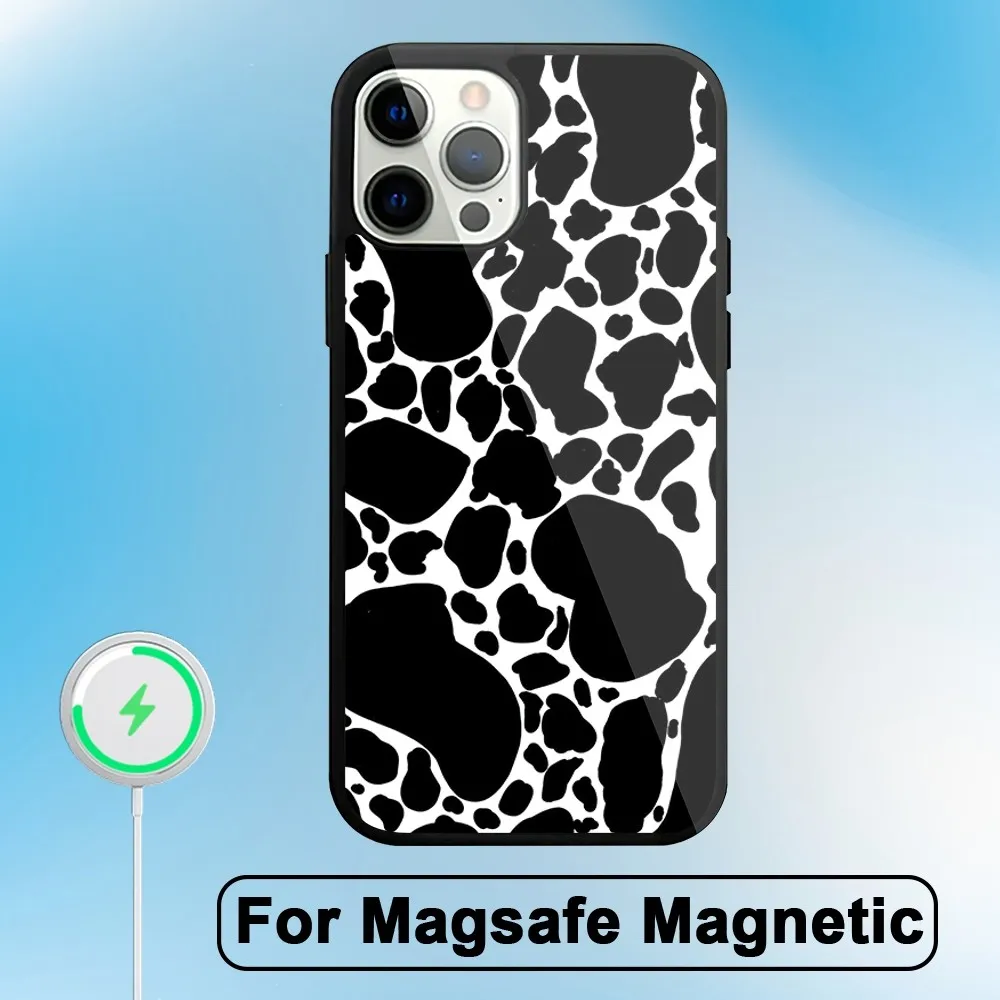 Cute Cow Print Fashion Phone Case For iphone Pro Max 11 Plus 12 14 15 13 Mini Magsafe Magnetic Wireless Charging Shell